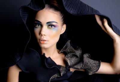 В повседневной одежде